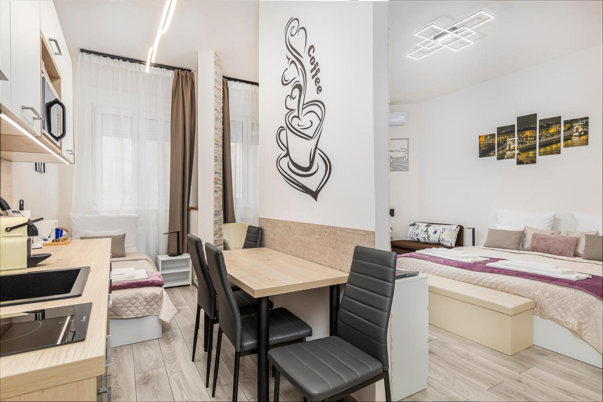 Galaxy Apartement Lift Parking Boedapest Buitenkant foto
